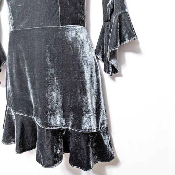 NWT REVOLVE NBD Adelita Velvet Ruffle Dress S - Picture 4 of 9